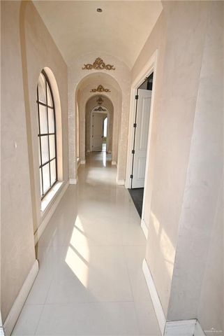 1105 Travis Street, Mission, TX 78572