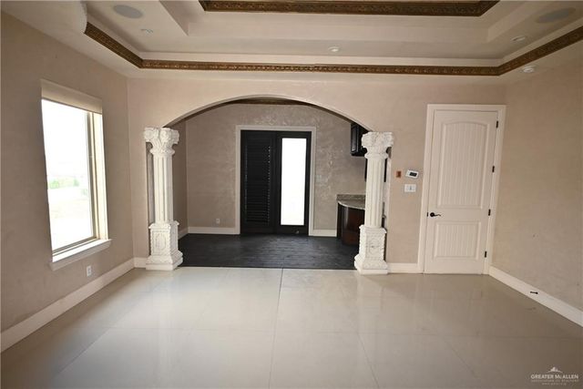 1105 Travis Street, Mission, TX 78572