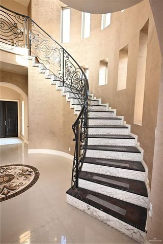 1105 Travis Street, Mission, TX 78572