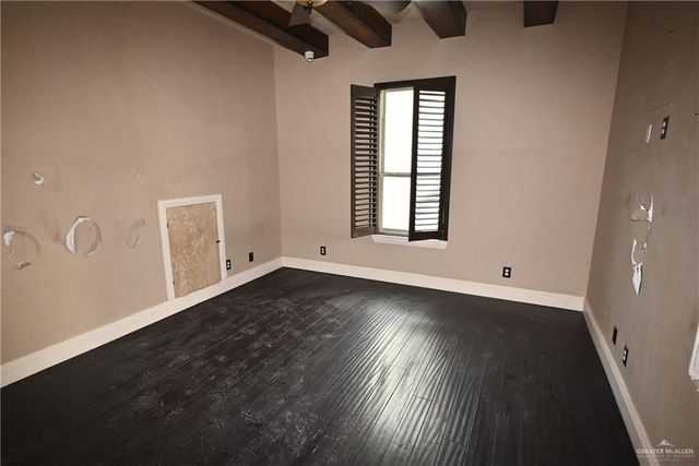 1105 Travis Street, Mission, TX 78572