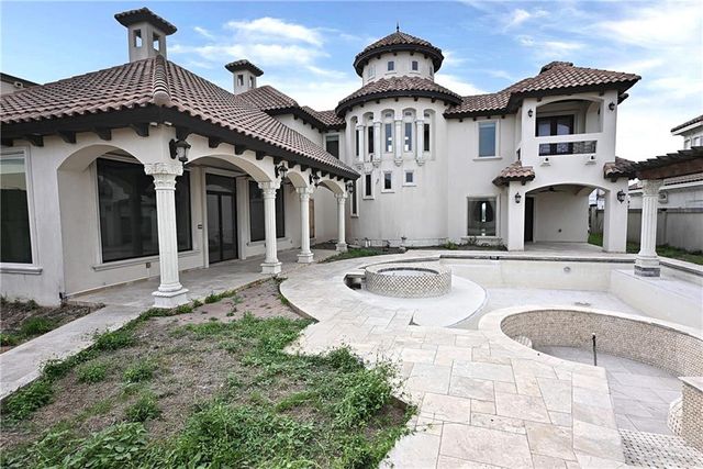 1105 Travis Street, Mission, TX 78572