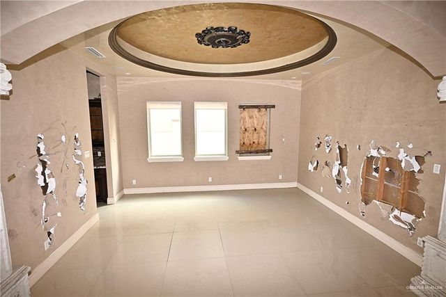 1105 Travis Street, Mission, TX 78572