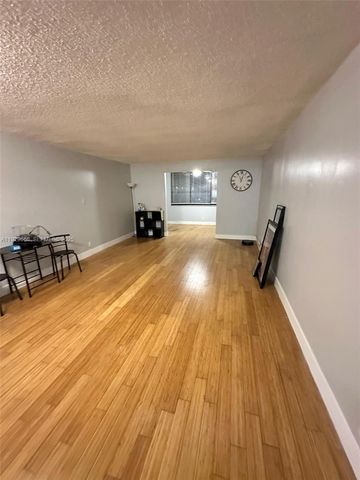 8040 Hampton Blvd 508, North Lauderdale, FL 33068