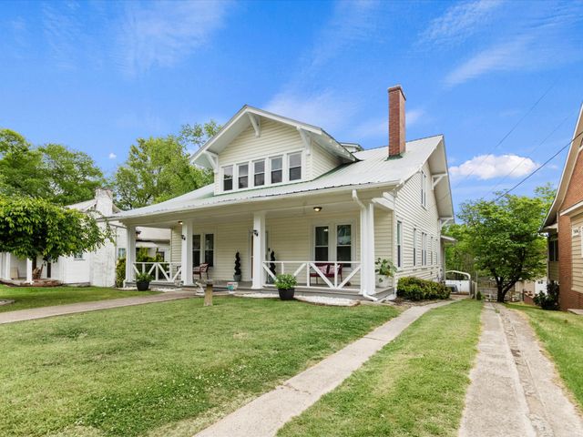 405 Mulberry Ave, Fayetteville, TN 37334