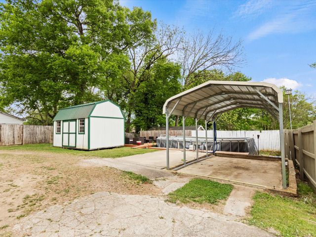 405 Mulberry Ave, Fayetteville, TN 37334