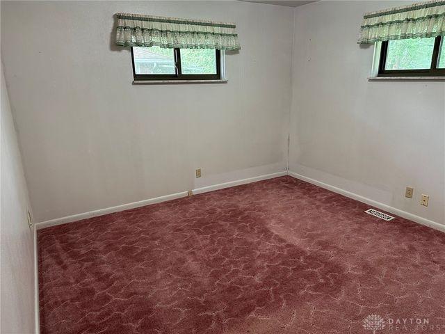 2147 Oxmoor Drive, Beavercreek, OH 45431