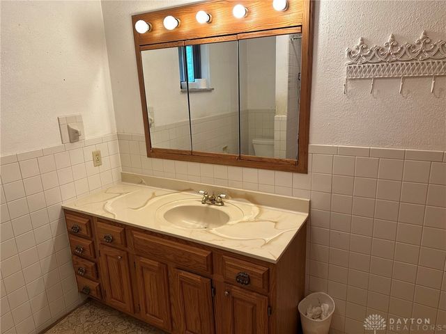 2147 Oxmoor Drive, Beavercreek, OH 45431