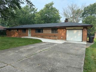 2147 Oxmoor Drive, Beavercreek, OH 45431