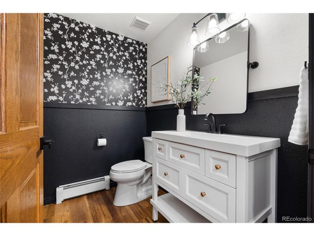 3525 Palmer Ridge Dr, Parker, CO 80134