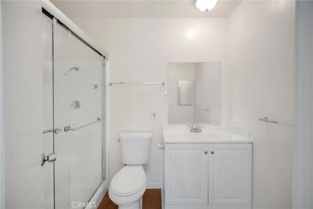 2521 W Sunflower Avenue R8, Santa Ana, CA 92704