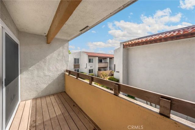 2521 W Sunflower Avenue R8, Santa Ana, CA 92704