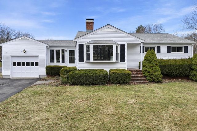 113 North St, Shrewsbury, MA 01545