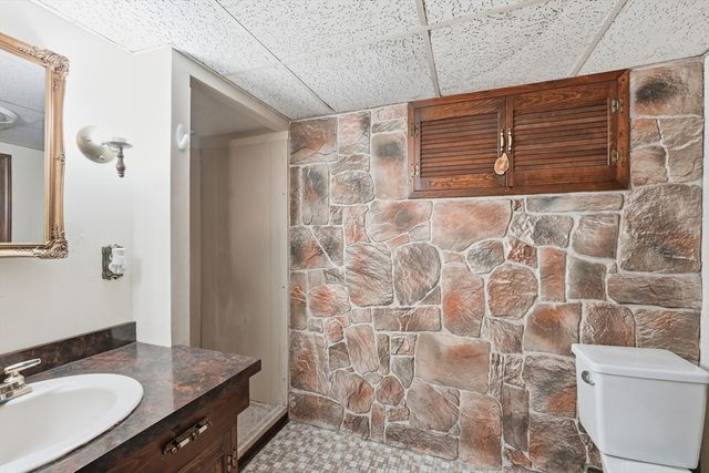 113 North St, Shrewsbury, MA 01545