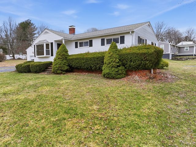 113 North St, Shrewsbury, MA 01545