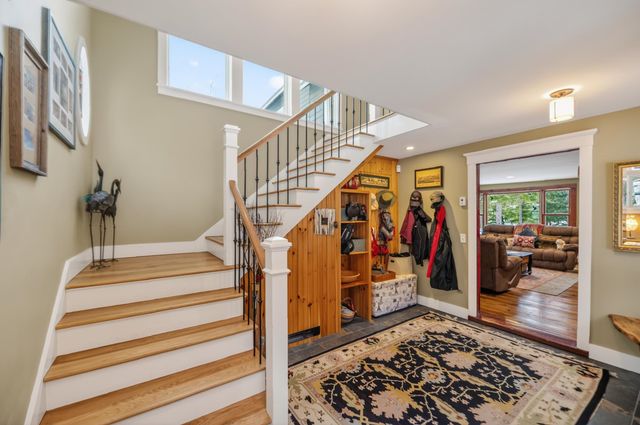 392 Lake Raponda Road, Wilmington, VT 05363