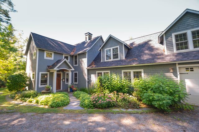 392 Lake Raponda Road, Wilmington, VT 05363