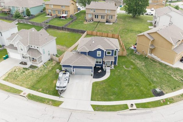 1219 N 133rd Terrace, Kansas City, KS 66109