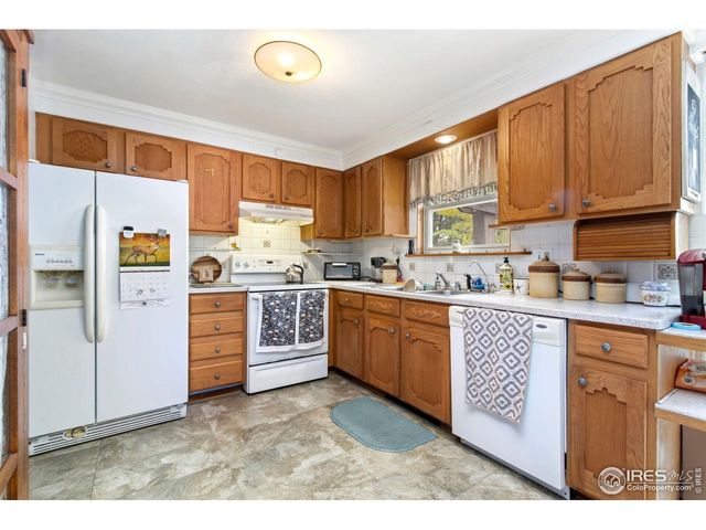 204 E 50th St, Loveland, CO 80538