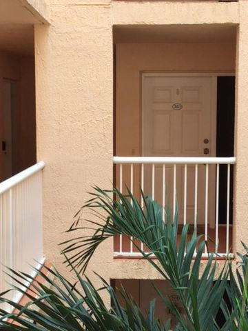 735 N N Highway A1a 301, Indialantic, FL 32903