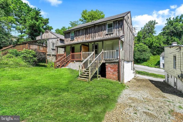 62 IRISH LN, Coatesville, PA 19320