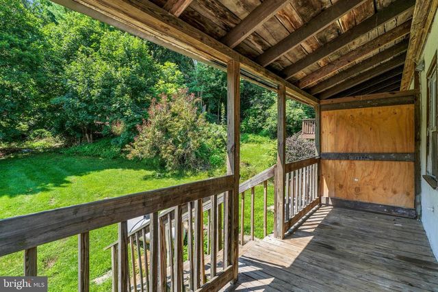 62 IRISH LN, Coatesville, PA 19320