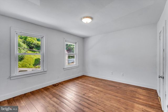 62 IRISH LN, Coatesville, PA 19320