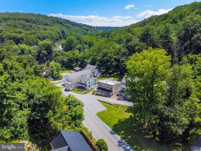 62 IRISH LN, Coatesville, PA 19320