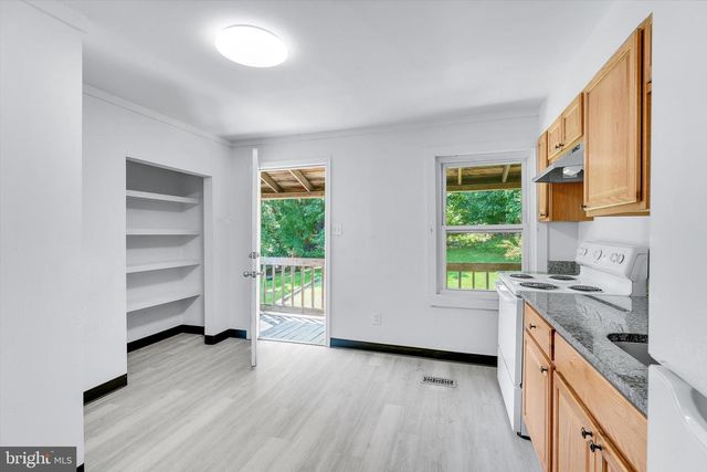 62 IRISH LN, Coatesville, PA 19320