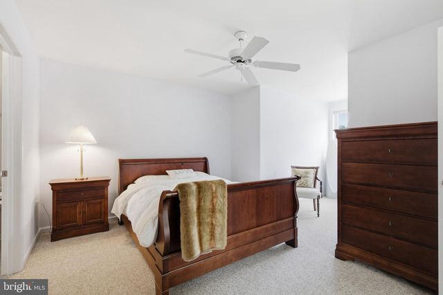 848 HUNTINGTON PL, Lancaster, PA 17601