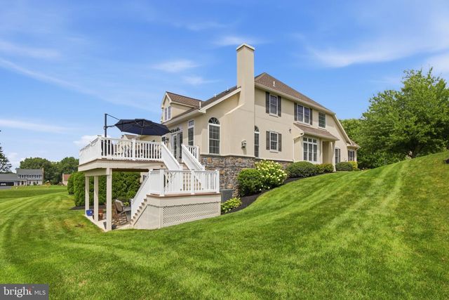 848 HUNTINGTON PL, Lancaster, PA 17601