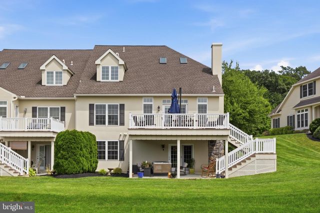 848 HUNTINGTON PL, Lancaster, PA 17601