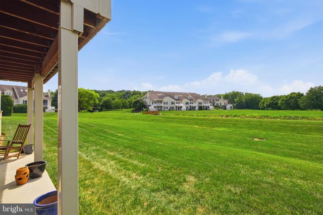 848 HUNTINGTON PL, Lancaster, PA 17601
