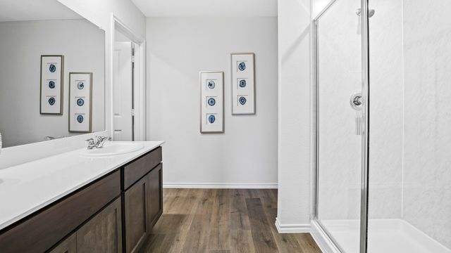 3313 Melissa Lane, Ennis, TX 75119