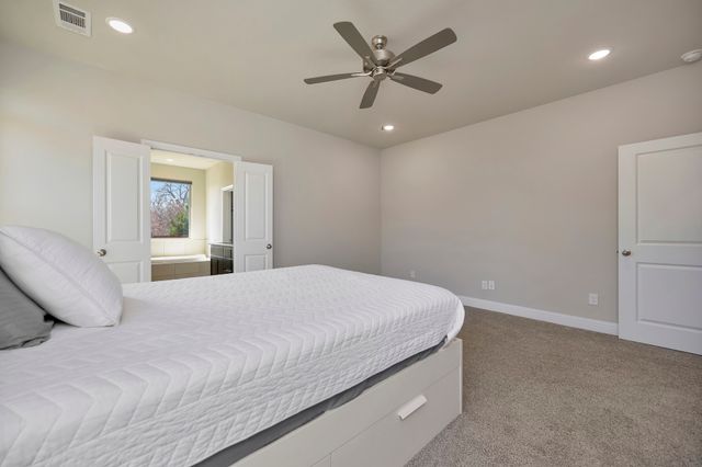 2202 Briarwood Drive, Bridgeport, TX 76426