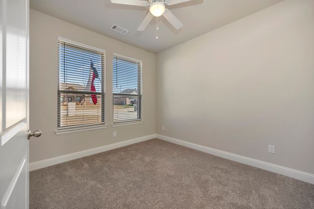 2202 Briarwood Drive, Bridgeport, TX 76426