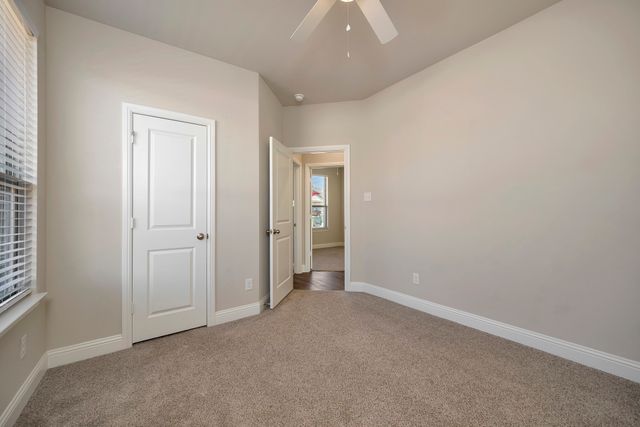 2202 Briarwood Drive, Bridgeport, TX 76426