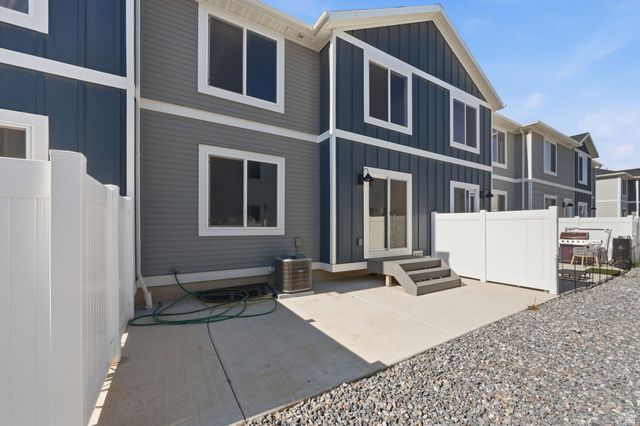 1795 E FALL ST, Eagle Mountain, UT 84005