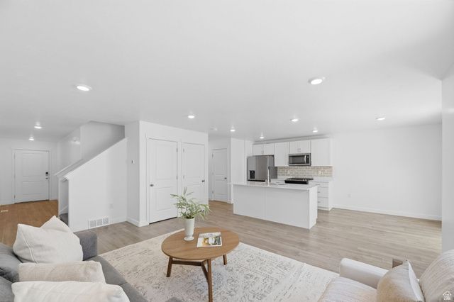 1795 E FALL ST, Eagle Mountain, UT 84005