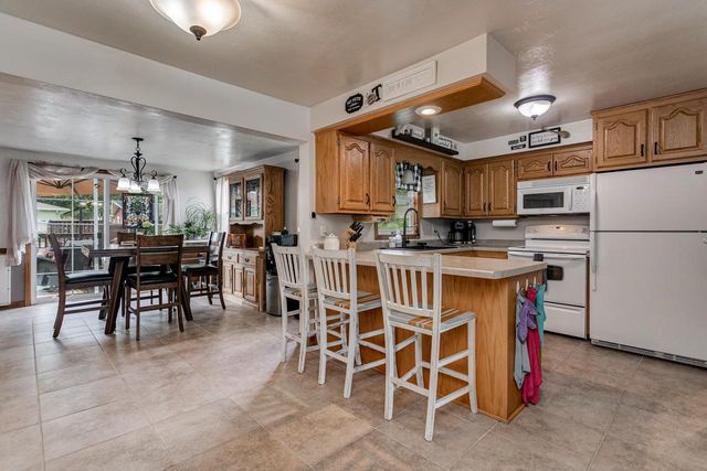 2112 S ONEIDA STREET, Green Bay, WI 54304