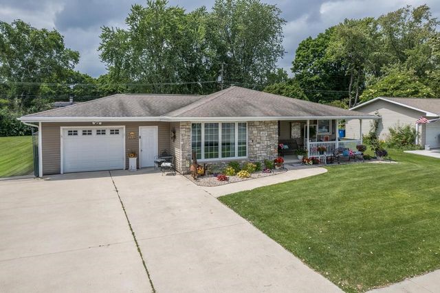 2112 S ONEIDA STREET, Green Bay, WI 54304