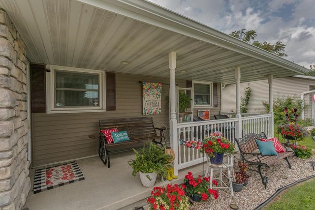 2112 S ONEIDA STREET, Green Bay, WI 54304