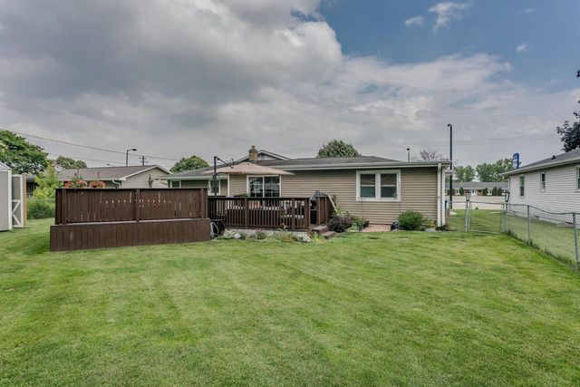 2112 S ONEIDA STREET, Green Bay, WI 54304