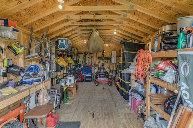 2112 S ONEIDA STREET, Green Bay, WI 54304