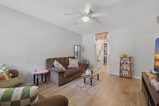 7914 Ebony Court, North Charleston, SC 29420