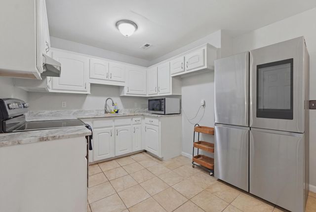 7914 Ebony Court, North Charleston, SC 29420