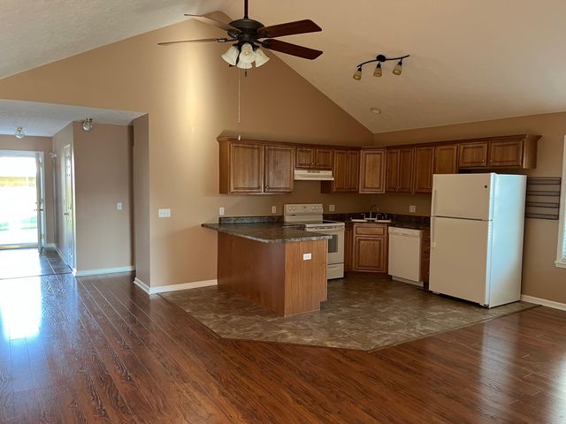3118-3120 Winning Colors Way, Lawrenceburg, KY 40342
