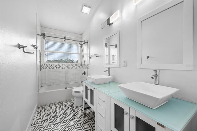 15615 SHOAL CREEK PLACE, Odessa, FL 33556
