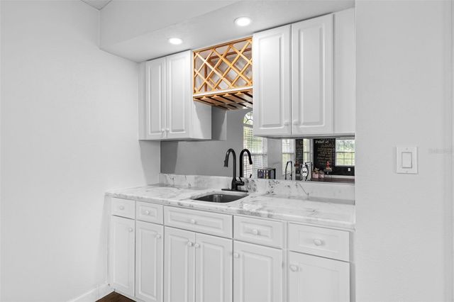 15615 SHOAL CREEK PLACE, Odessa, FL 33556