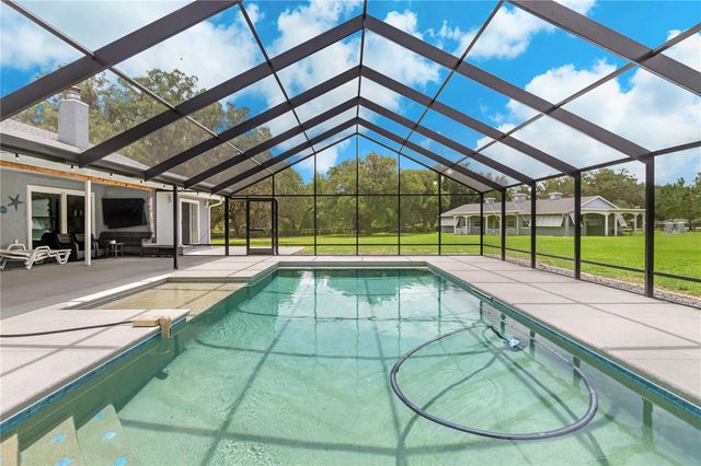 24 LAKE WOOD CIRCLE, Ocala, FL 34482