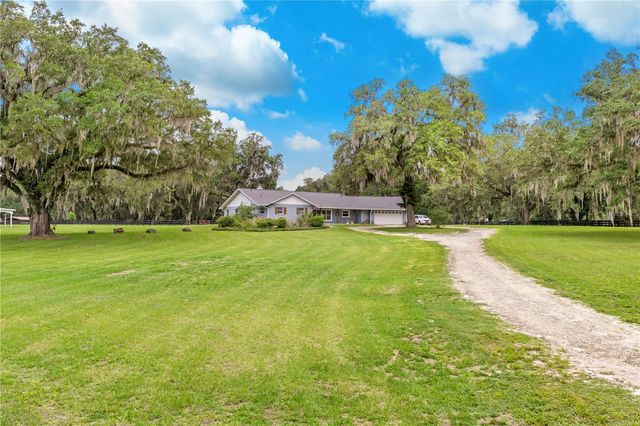 24 LAKE WOOD CIRCLE, Ocala, FL 34482